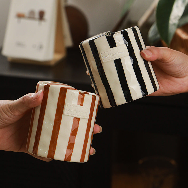 ☕️Vintage Hand-Painted Ceramic Mug – Striped Coffee Cup